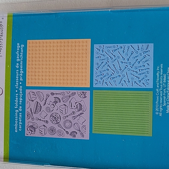 Cuttlebug 4 Embossing Folder 5"x7" - 4"x6" Brand New - Picture 2 of 2